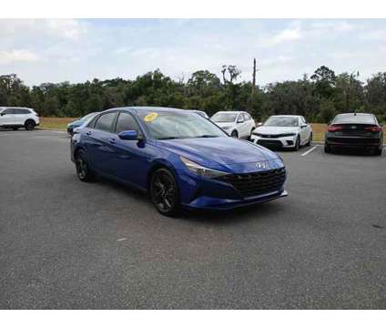 2021 Hyundai Elantra SEL is a Blue 2021 Hyundai Elantra Sedan in Leesburg FL