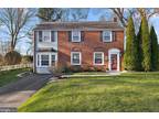 61 S Greenhill Rd, Broomall, PA 19008
