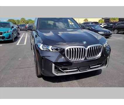 2025 BMW X5 xDrive40i is a Black 2025 BMW X5 3.0si SUV in Jacksonville FL