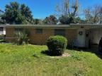 240 Westwood Ave, Winter Haven, FL 33880