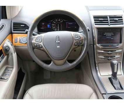 2014 Lincoln MKX Base is a White 2014 Lincoln MKX Base SUV in Lansing MI