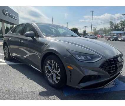 2023 Hyundai Sonata SEL is a Grey 2023 Hyundai Sonata Sedan in Waynesboro VA