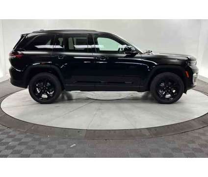 2024 Jeep Grand Cherokee Limited 4x4 is a Black 2024 Jeep grand cherokee Limited SUV in Saint George UT