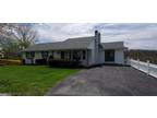 58 Sunset Dr, Boyertown, PA 19512