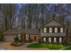 9414 Wallingford Dr, Burke, VA 22015