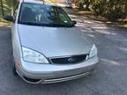 2006 Ford Focus SE Zx4 Sedan- Very Clean