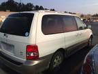 2003 Kia Sedona Minivan