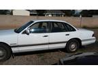 1992 Ford Crown Victoria