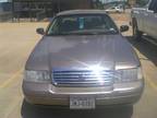 2005 Ford crown victoria