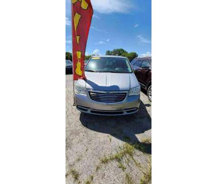 2014 Chrysler Town &amp; Country for sale is a Silver 2014 Chrysler town &amp; country Car for Sale in South Chicago Heights IL