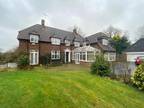 4 bedroom detached house for sale in Green Lane, Tutbury, DE13