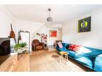 2 Bedroom Flat for Sale in Darthmouth Close