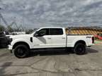 2022 Ford Super Duty F-350 SRW Lariat Black Pkg