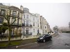 Trinity Crescent Folkestone CT20 2 bed apartment - £1,200 pcm (£277 pw)