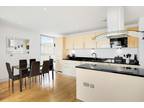 3 bedroom flat for rent in Lanterns Way , London, E14