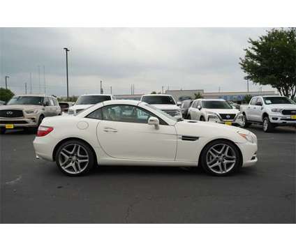 2013 Mercedes-Benz SLK-Class Slk 250 is a White 2013 Mercedes-Benz SLK Class SLK250 Car for Sale in Georgetown TX