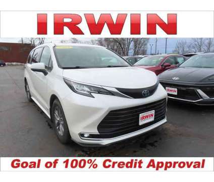 2021 Toyota Sienna XLE is a White 2021 Toyota Sienna XLE Car for Sale in Laconia NH