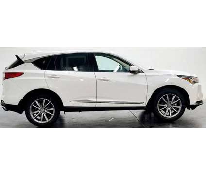 2024 Acura RDX w/Technology Package is a Silver, White 2024 Acura RDX Car for Sale in Morton Grove IL