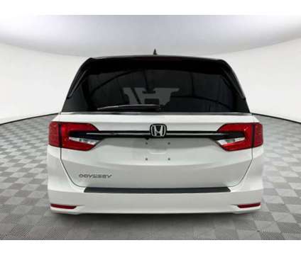 2024 Honda Odyssey EX-L is a Silver, White 2024 Honda Odyssey EX Car for Sale in Saint Charles IL