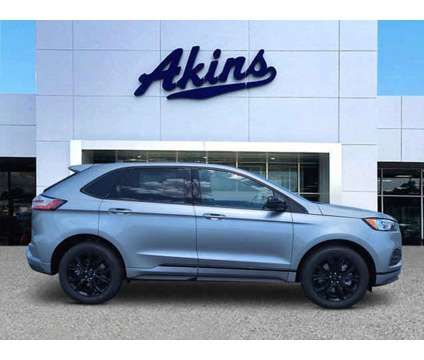 2024 Ford Edge SE is a Silver 2024 Ford Edge SE Car for Sale in Winder GA
