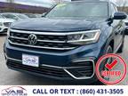 Used 2021 Volkswagen Atlas Cross Sport for sale.