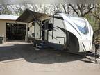 2017 Winnebago Instinct 28RBDS 32ft