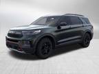 2024 Ford Explorer Green