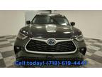 2022 Toyota Highlander with 6,644 miles!