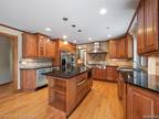 Home For Rent In Farmington Hills, Michigan