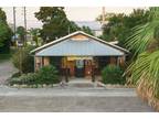 Spacious 3 bedrooms cottage Downtown Historic Apalachicola