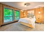 Home For Sale In Pocono Pines, Pennsylvania