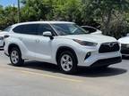 2022 Toyota Highlander LE