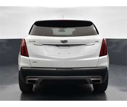 2020 Cadillac XT5 Premium Luxury is a White 2020 Cadillac XT5 Premium Luxury SUV in Great Neck NY