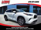 2023 Toyota Highlander XLE FWD