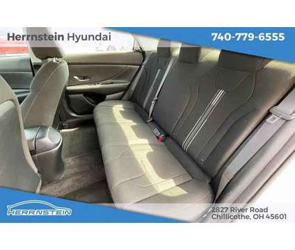 2022 Hyundai Elantra SEL is a White 2022 Hyundai Elantra Sedan in Chillicothe OH