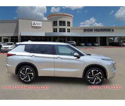 2024 Mitsubishi Outlander SEL is a Silver 2024 Mitsubishi Outlander SEL SUV in Plano TX