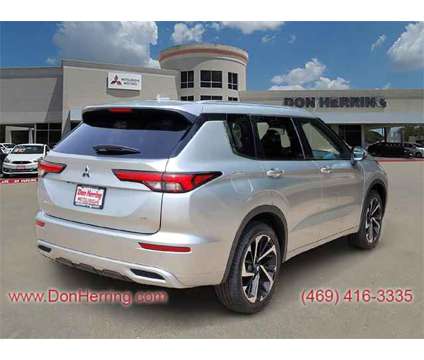 2024 Mitsubishi Outlander SEL is a Silver 2024 Mitsubishi Outlander SEL SUV in Plano TX