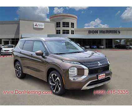 2024 Mitsubishi Outlander SEL is a Tan 2024 Mitsubishi Outlander SEL SUV in Plano TX