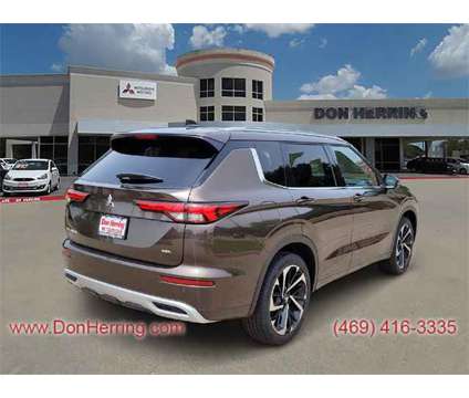 2024 Mitsubishi Outlander SEL is a Tan 2024 Mitsubishi Outlander SEL SUV in Plano TX