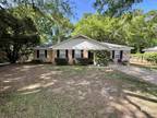 Home For Sale In Summerdale, Alabama