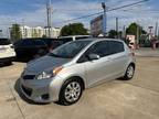 2012 Toyota Yaris SE 5-Door AT