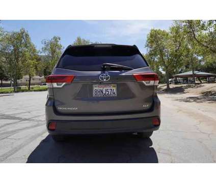 2019 Toyota Highlander for sale is a Grey 2019 Toyota Highlander Car for Sale in Riverside CA