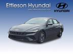 2024 Hyundai Elantra, 33 miles
