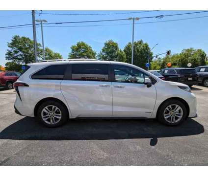 2021 Toyota Sienna Limited is a White 2021 Toyota Sienna Limited Car for Sale in Clarksville MD