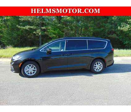 2022 Chrysler Pacifica Touring L is a Black 2022 Chrysler Pacifica Touring Car for Sale in Lexington TN