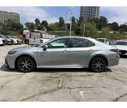 2022 Toyota Camry SE is a Silver 2022 Toyota Camry SE Car for Sale in Los Angeles CA