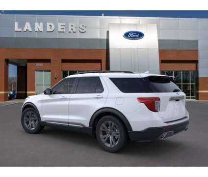 2024 Ford Explorer XLT is a White 2024 Ford Explorer XLT Car for Sale in Collierville TN