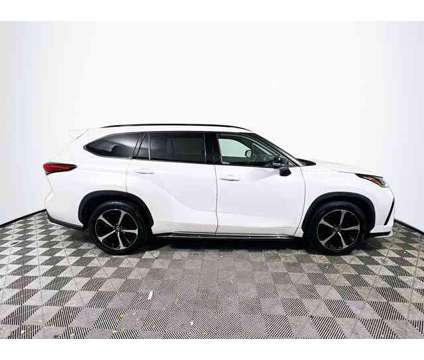 2022 Toyota Highlander XSE is a White 2022 Toyota Highlander Car for Sale in Tampa FL