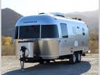 2019 Airstream Flying Cloud 23FB 23ft