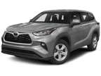 2022 Toyota Highlander LE 20659 miles